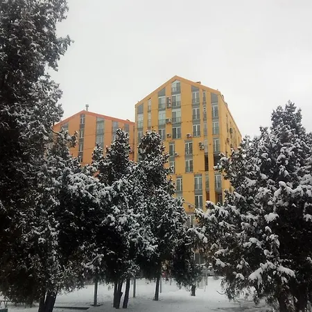 Apartment Georgeous Bright In A Bright Residential Complex Comfort Town кт-08