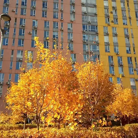 Georgeous Bright In A Bright Residential Complex Comfort Town кт-08 Kiew